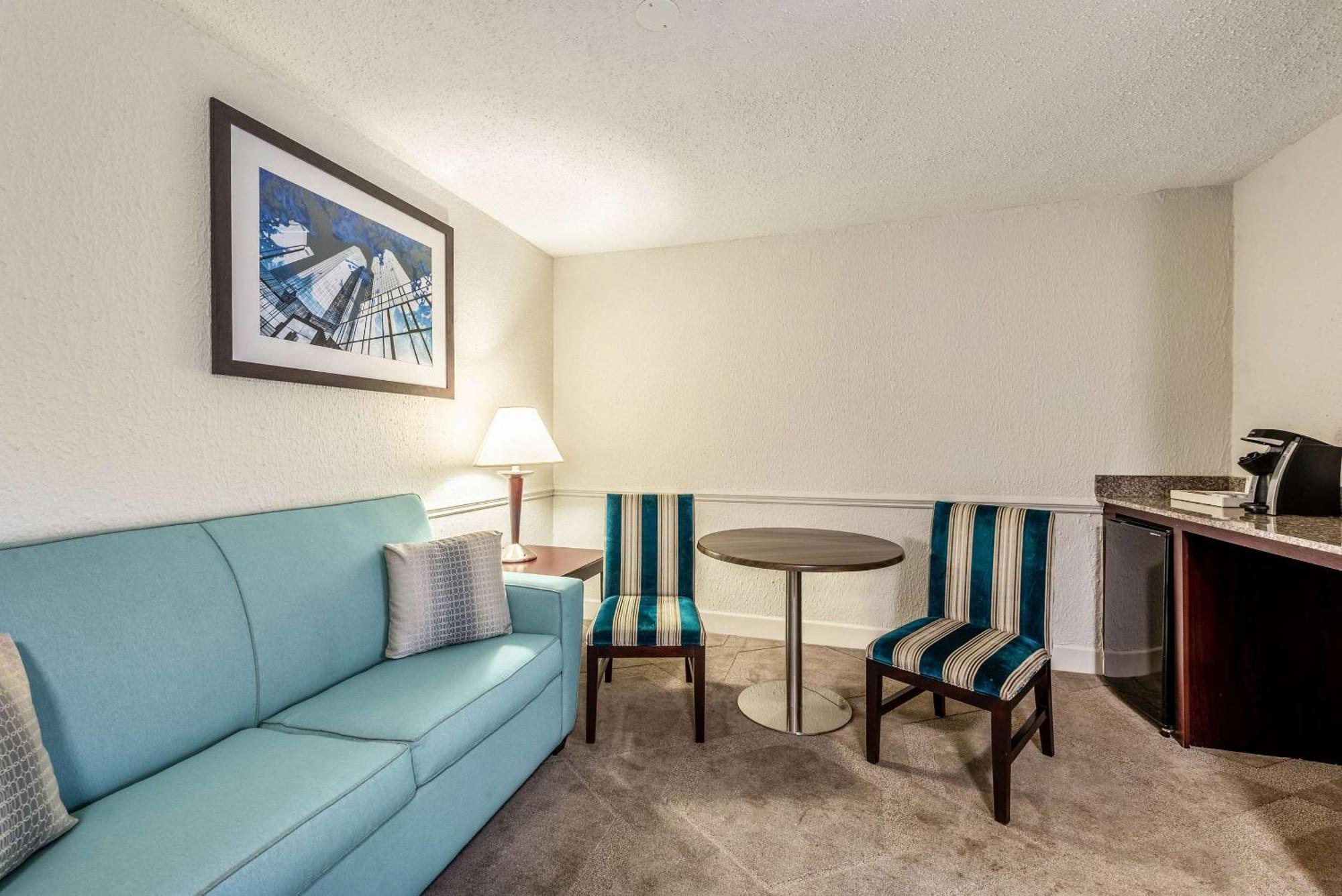 The Blu Hotel Blue Ash Cincinnati, Ascend Hotel Collection Ngoại thất bức ảnh